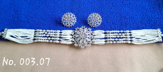 BEAUTIFUL AMERICAN DIMOND CHOKER
