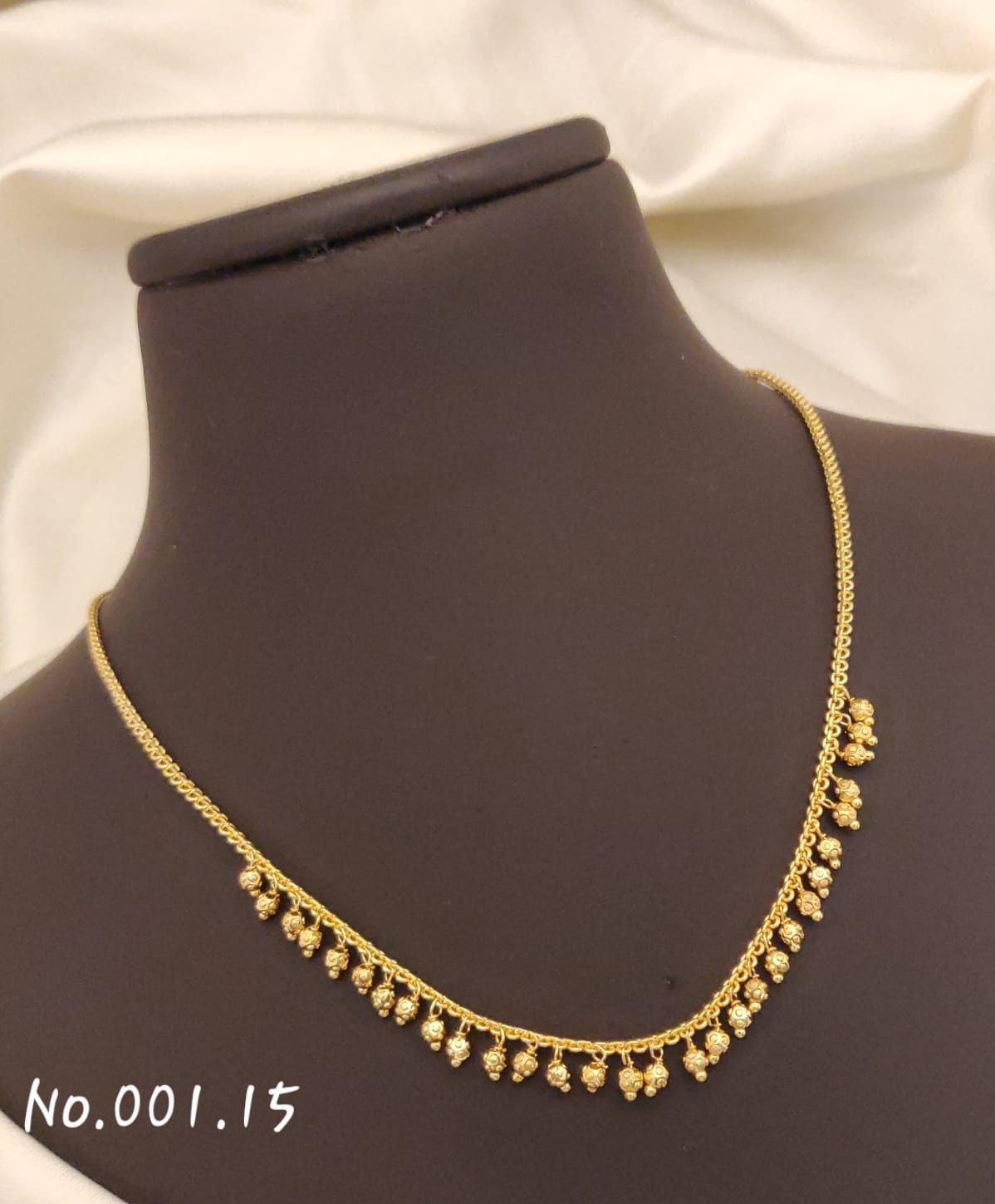 BESUTIFUL UNIQUE DESIGN NECKLACE
