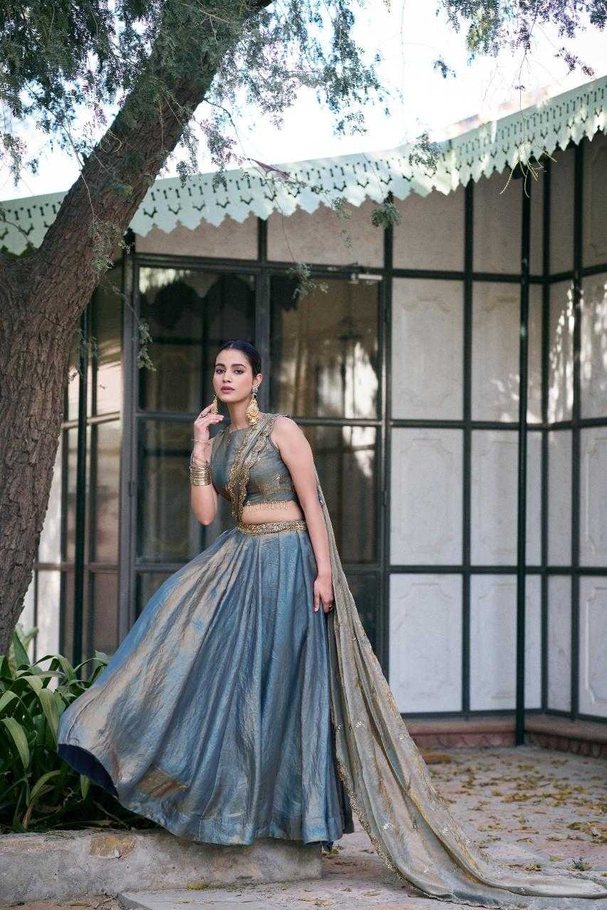 ELIEGANT LEHENGA - READY TO WEAR