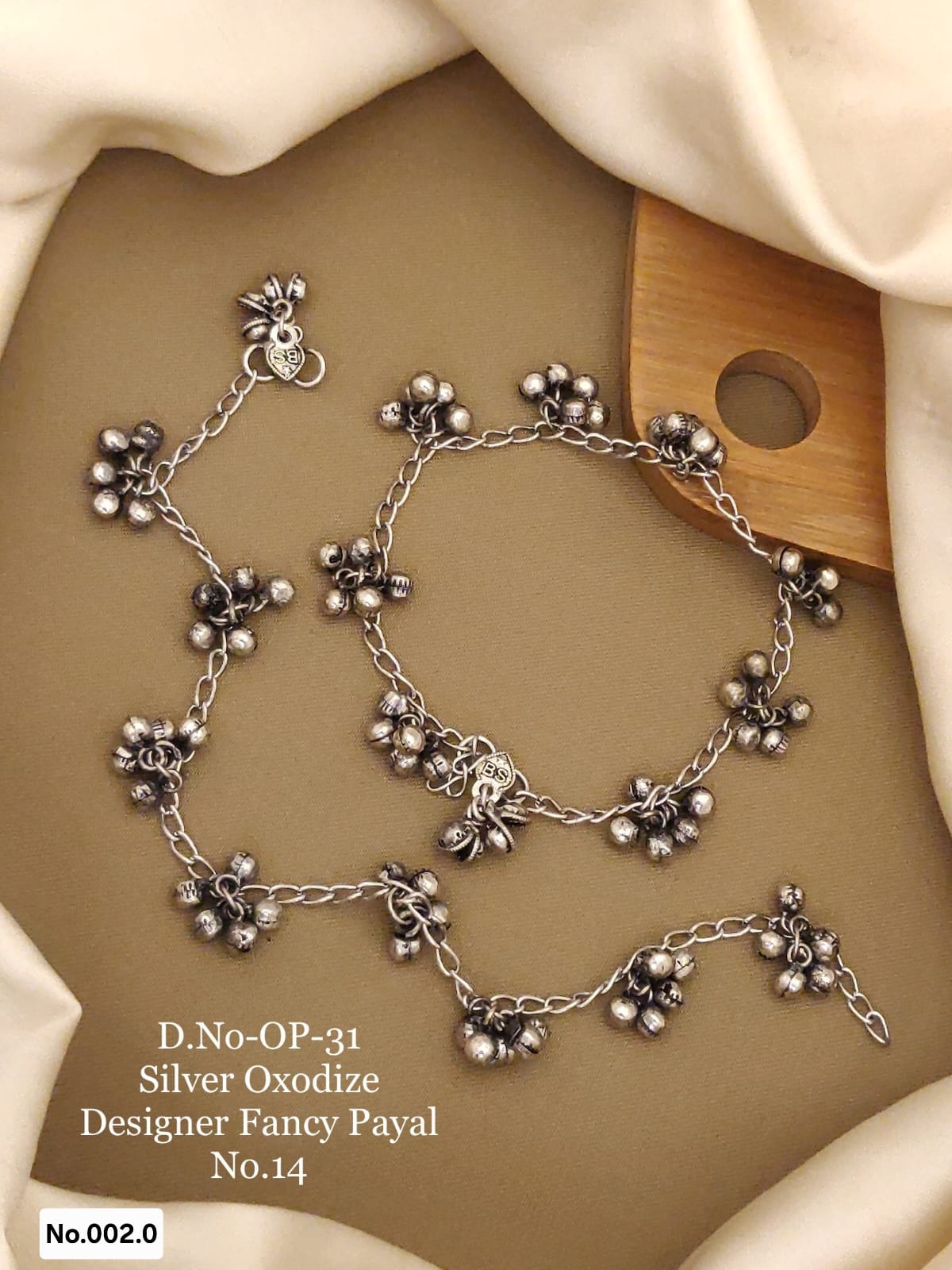 OXIDISED GHUNGARU ANKLET