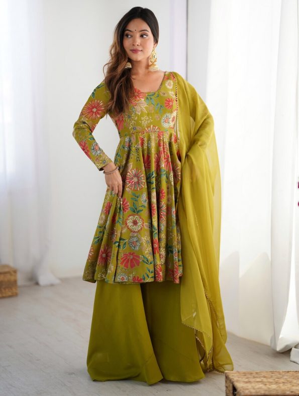 FANCY ROMAN SILK DISCHARGE PRINTING WORK KEDIYA STYLE TOP PALLAZZO WITH DUPPATTA