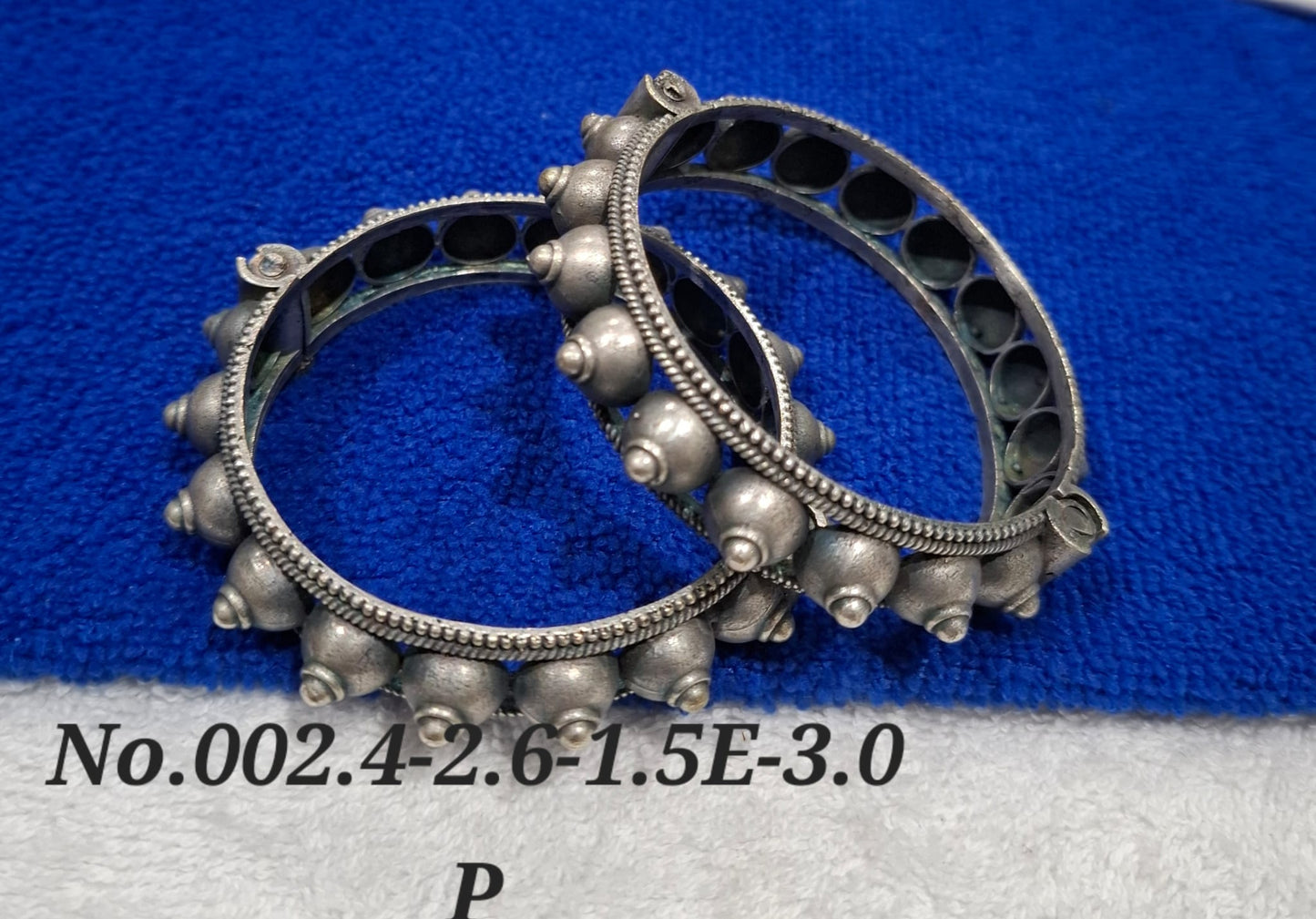 OXODISED BANGLE - KADA - SIZE 2.4-2.6 - PAIR - 2 PIECES