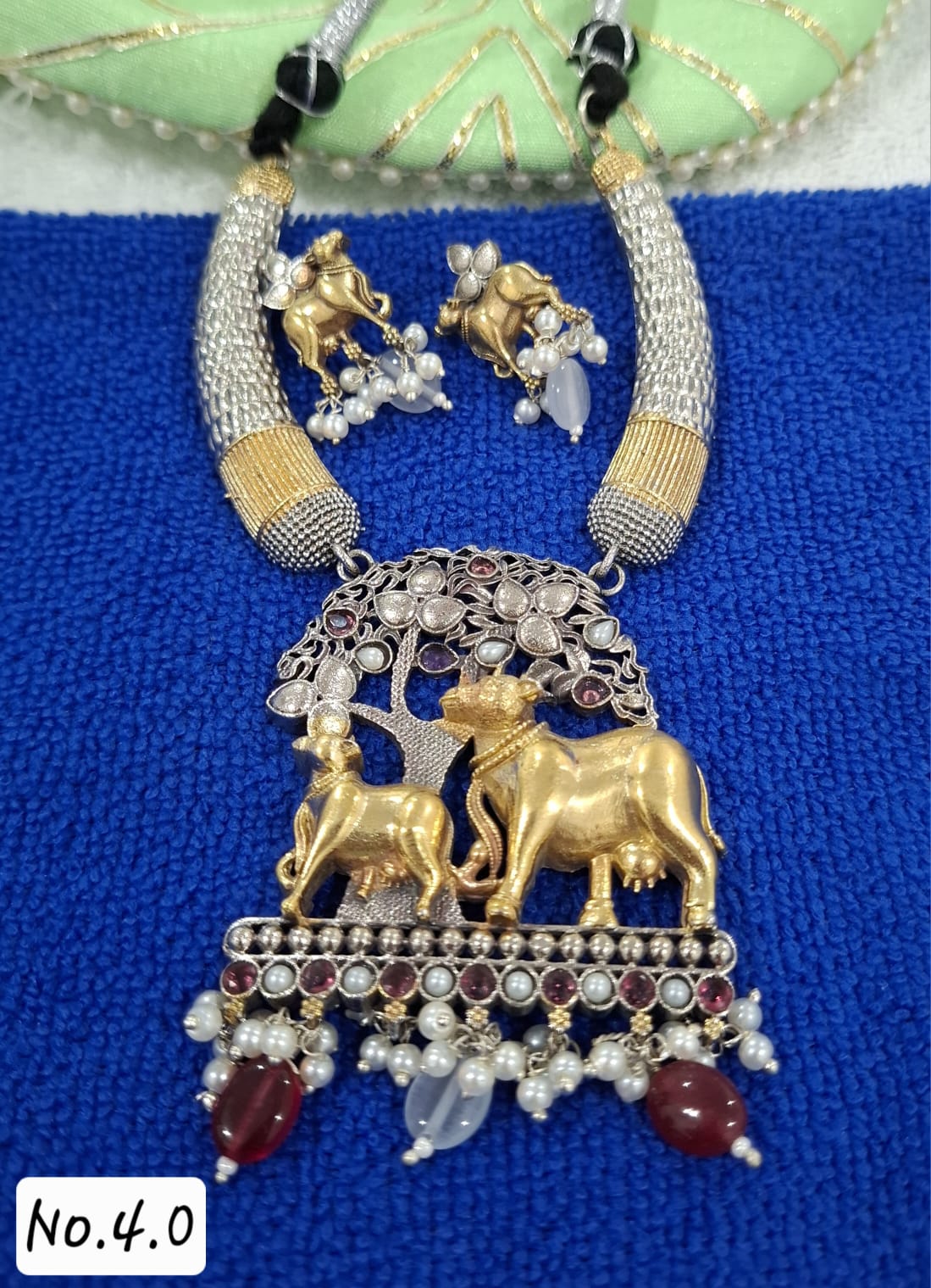 ANTIQUE DUAL TONE NECKLACE WITH EARRING
