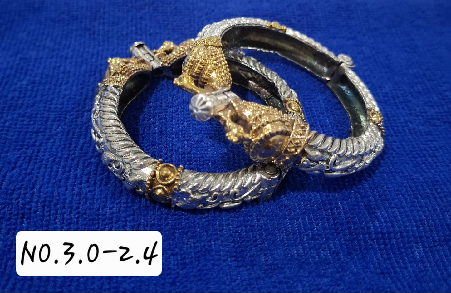 DUAL TONE OXIDISED KADA - 2.4