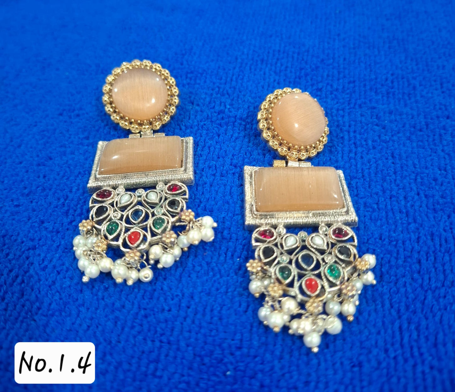 BEAUTIFUL FUSION STATEMENT EARRINGS - GOLD
