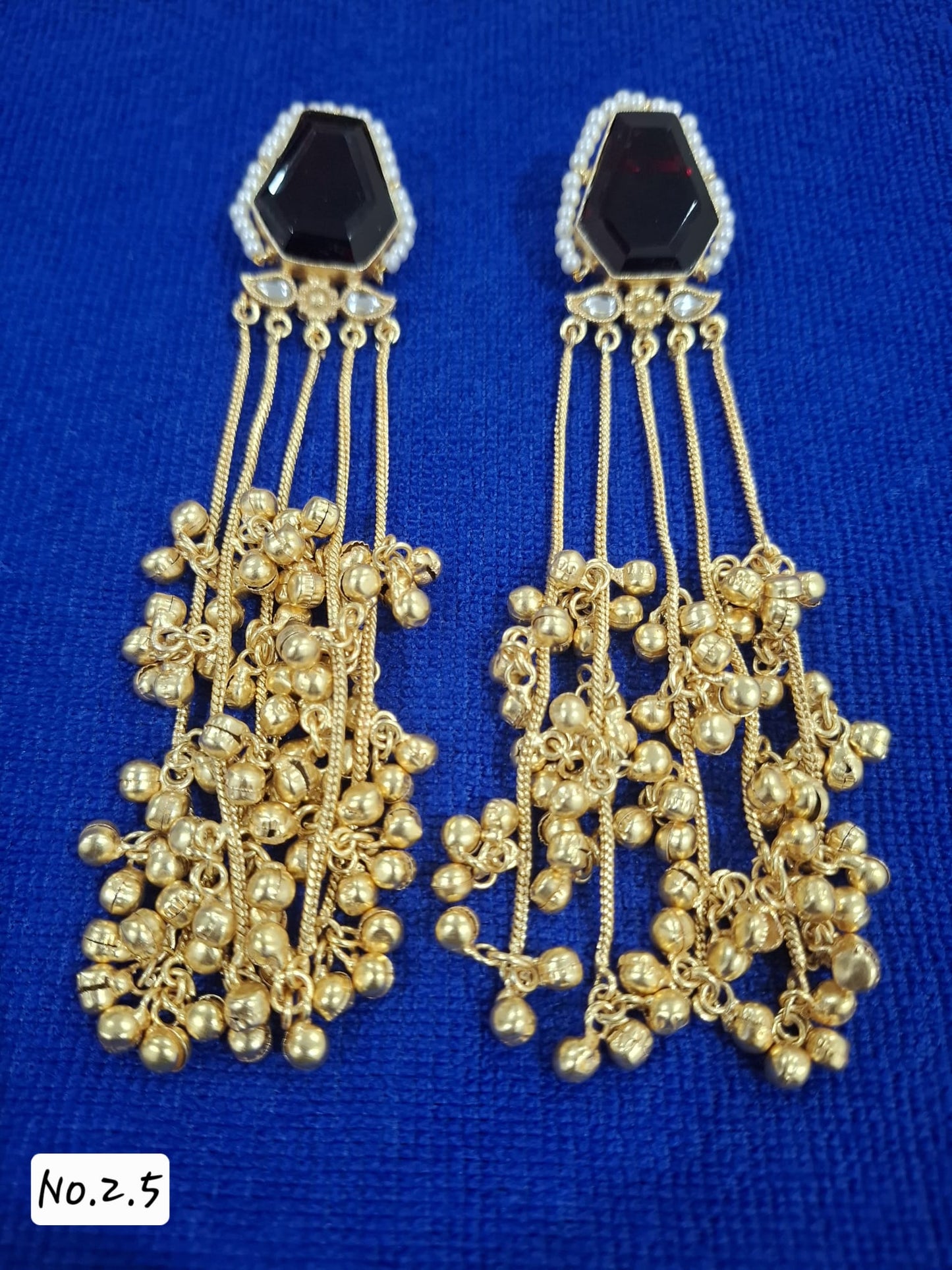 KASHMIRI EARRINGS - BLACK