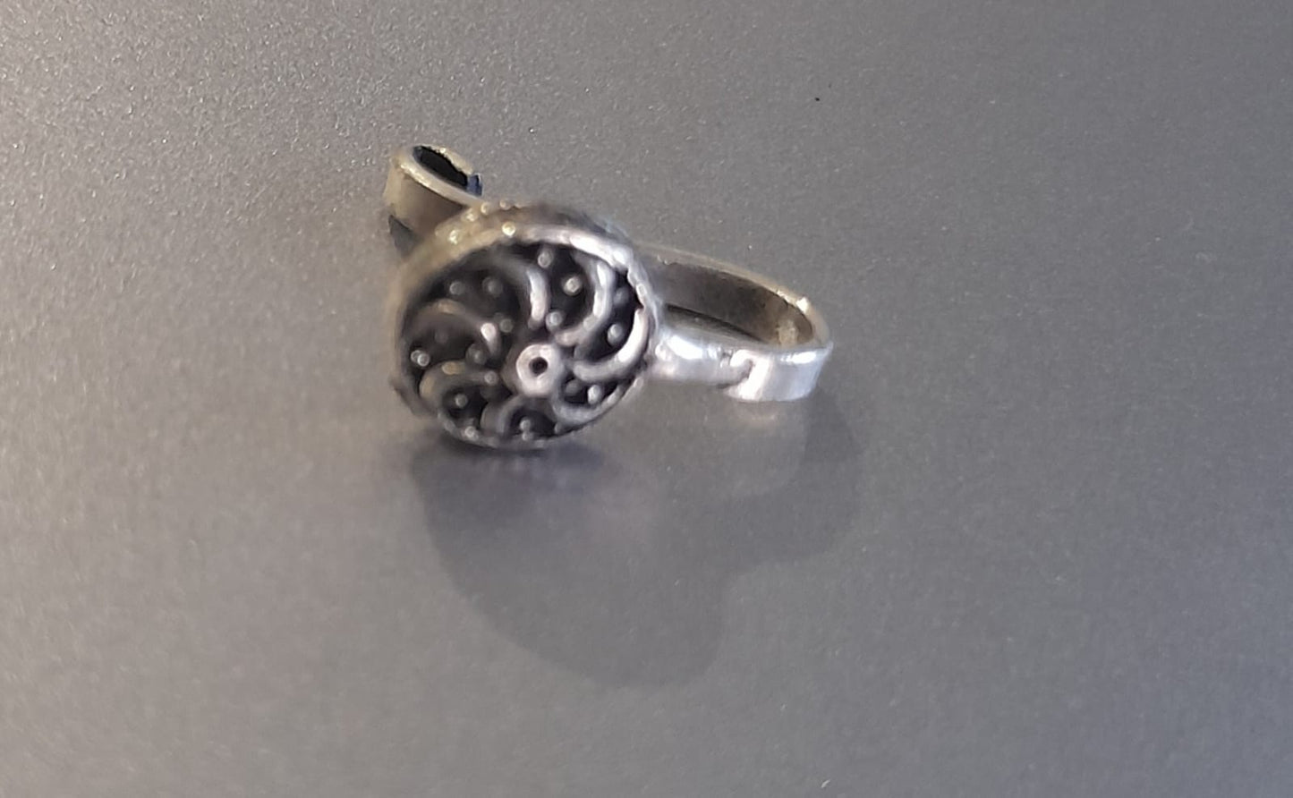 OXIDISED TRENDY NOSE PIN