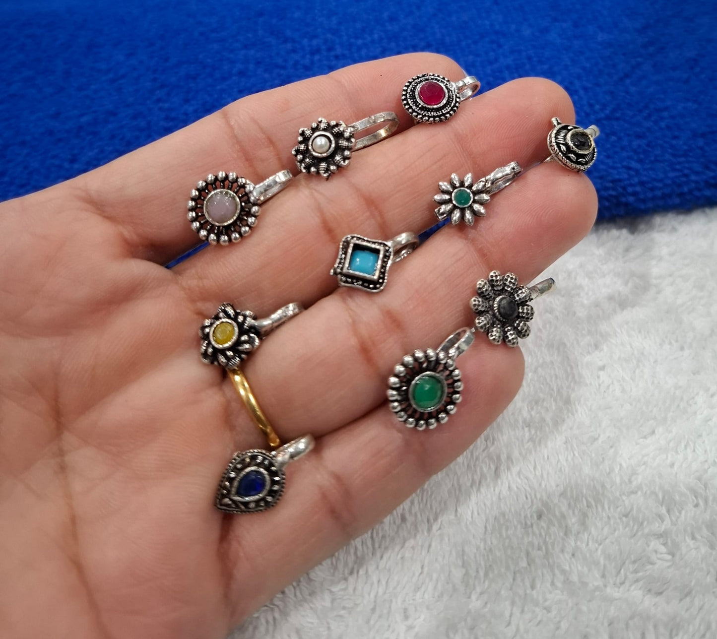 OXIDISED TRENDY NOSE PIN