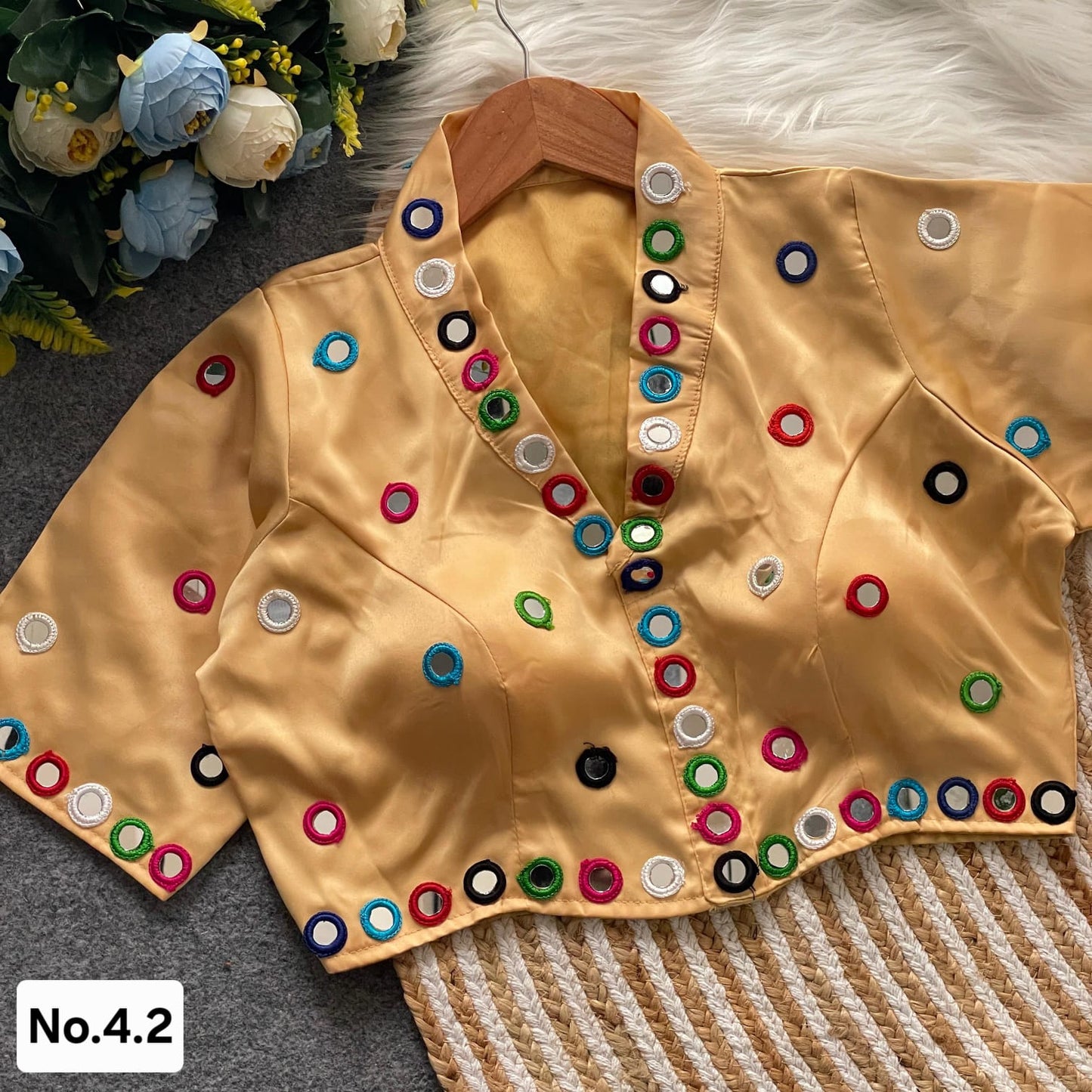 NAVRATRI READY TO WEAR BLOUSE - GOLD