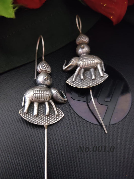 OXODISED ELEPHANT STYLE EARRING