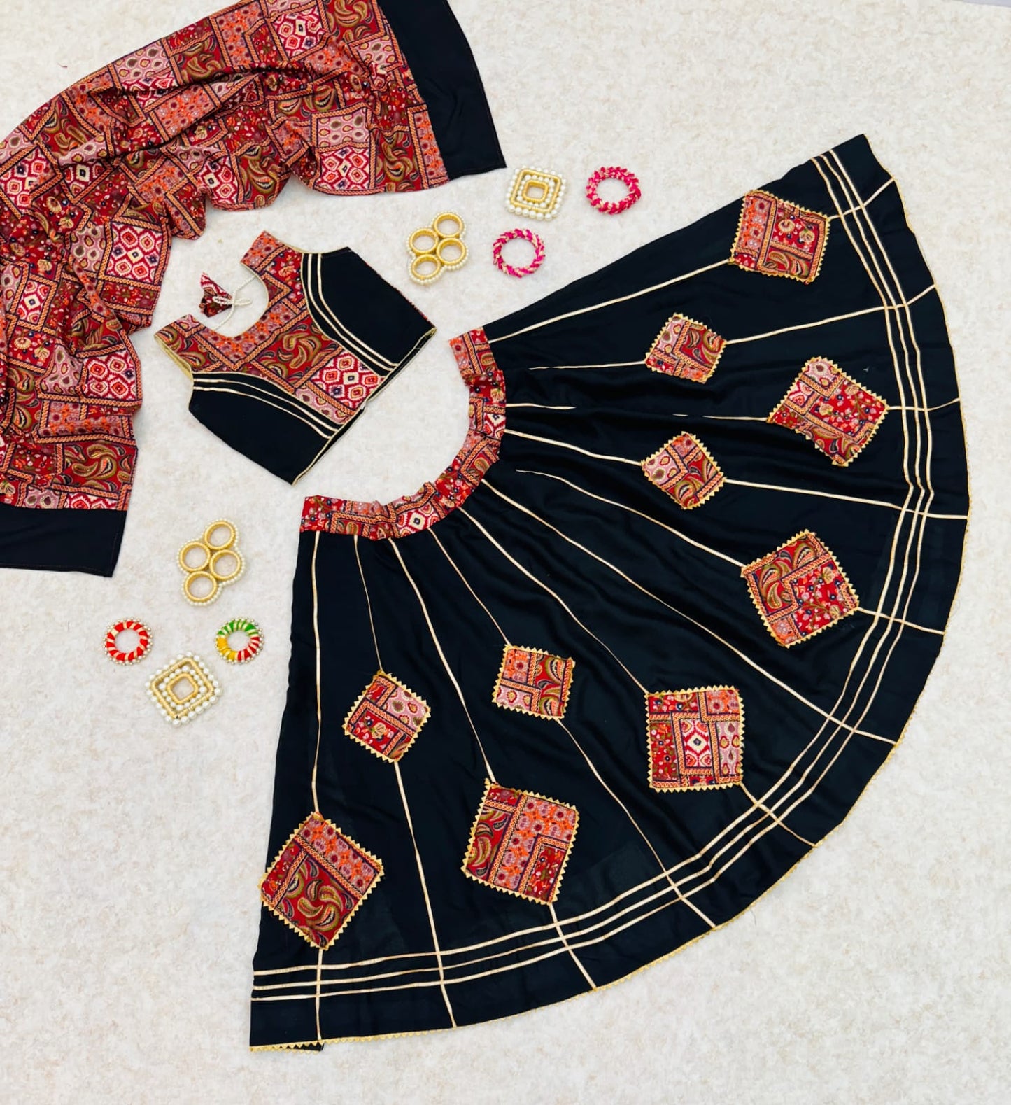 KID REYON  LEHENGA READY TO WEAR - SIZE 36 - BLACK