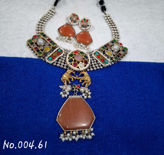 FUSION TRENDY HEAVY NECKLACE WITH EARRING - PEACH