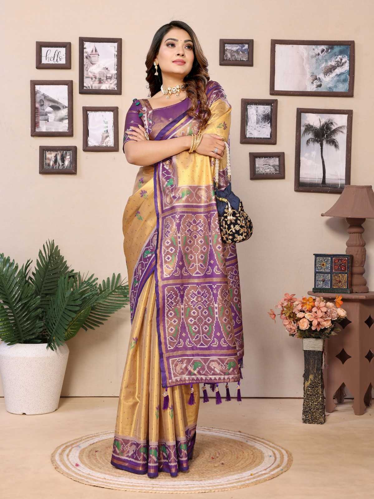 PATOLA PRINT SAREE WITH PRE-STITCHED BLOUSE