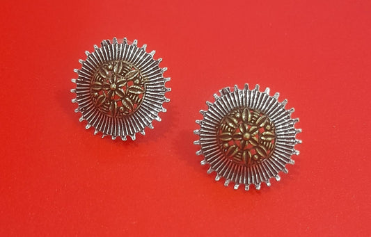 BEAUTIFUL DUAL TONE STUD