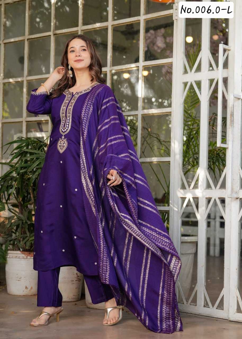 Women's Viscose Chanderi Embroidered Straight Kurta with Viscose Pant And Viscose jacquard Dupatta Sets