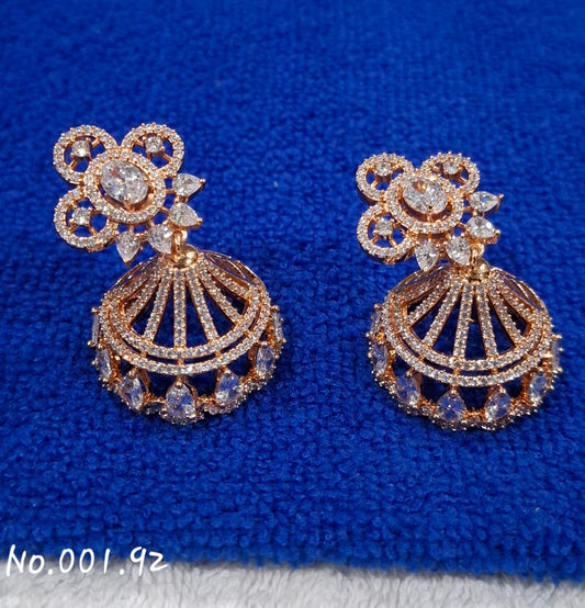 UNIQUE STATEMENT HEAVY ROSE GOLD EARRING