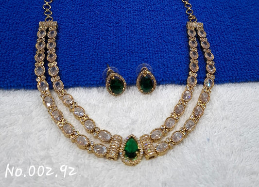TRENDY BEAUTIFUL AD GREEN NECKLACE
