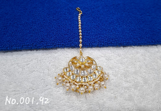 TRENDY KUNDAN MANGTIKA