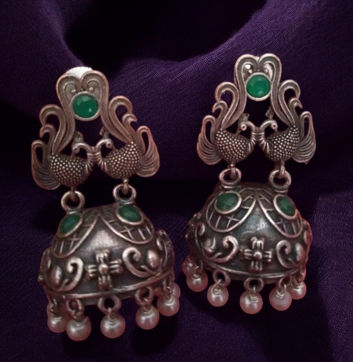 BEAUTIFUL STATEMENT OXIDISED EARRING - GREEN