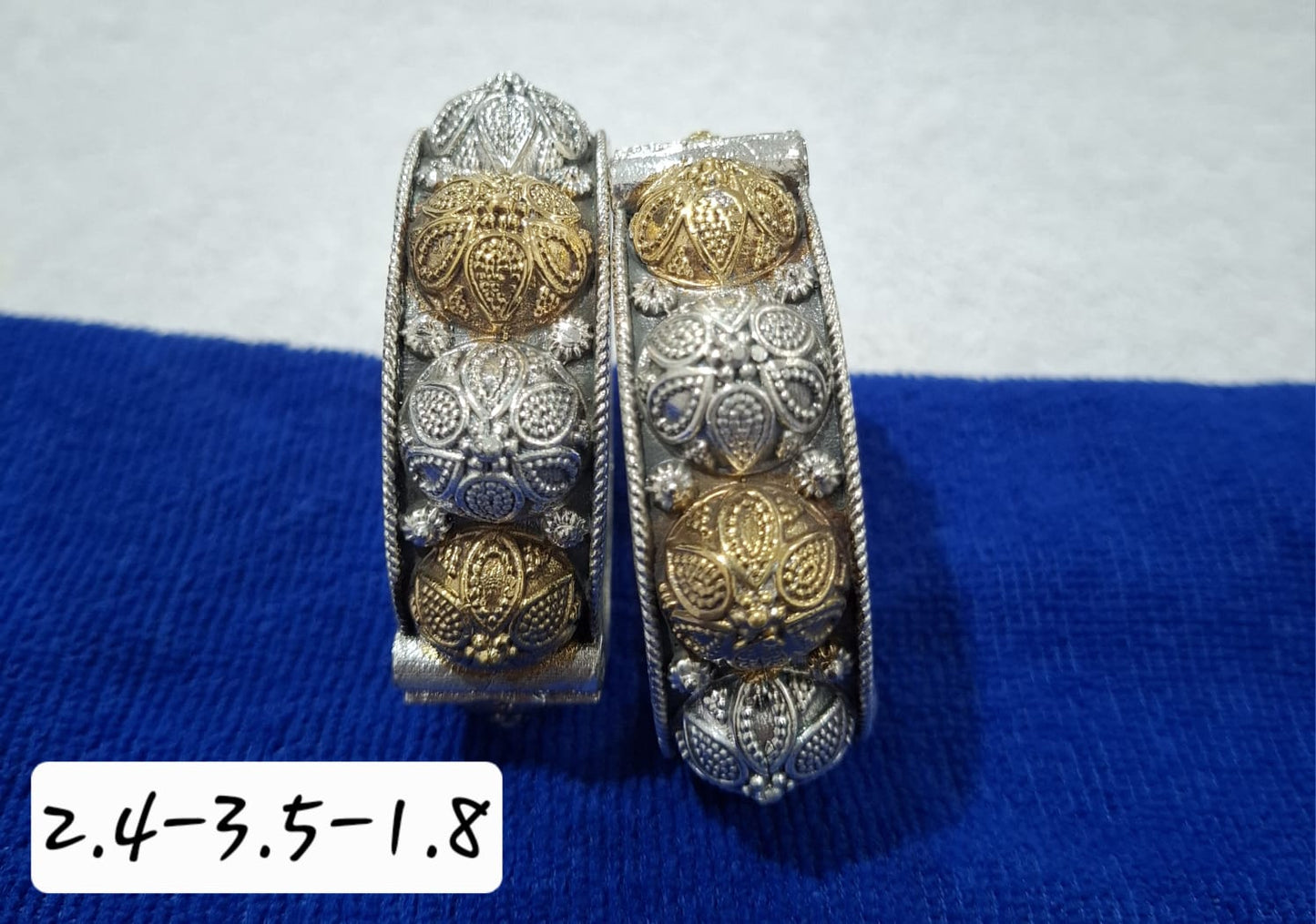 DUAL TONE OXODISED KADA OPENABLE - SIZE 2.4 - 2.6