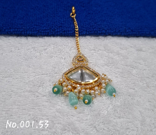 BEAUTIFUL KUNDAN TIKA