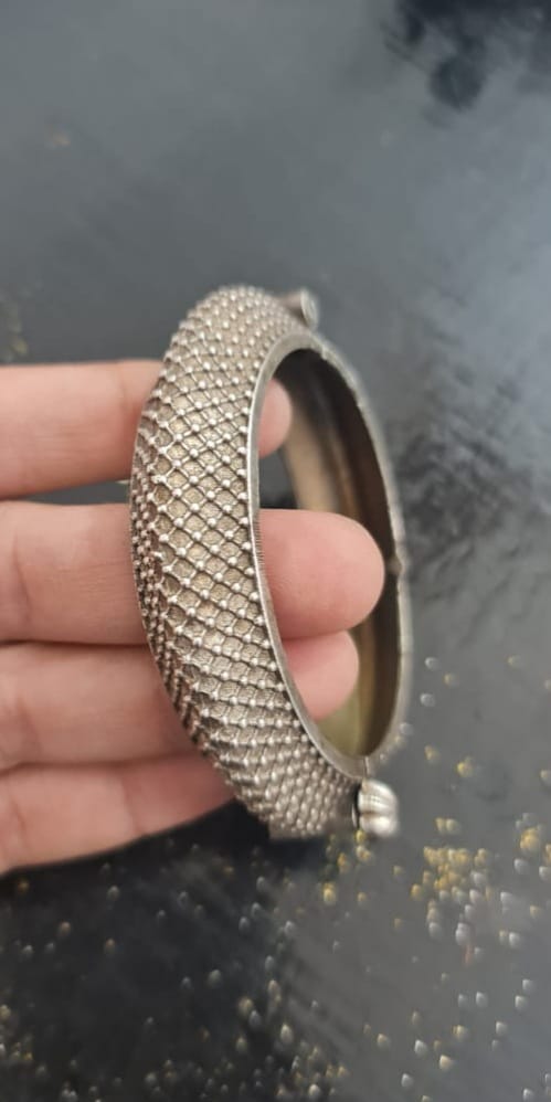 EVERGREEN OXIDISED KADA- SIZE 2.4/2.6