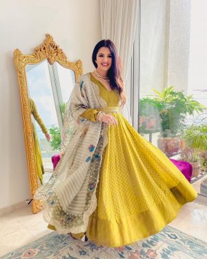 CASUAL WEAR GOWN WITH DUPPATTA