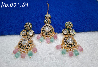 DESIGNER  PARTY WEAR KUNDAN EARRING AND MANGTIKA