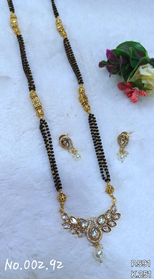 BEAUTIFUL KUNDAN MANGALSUTRA WITH EARRING