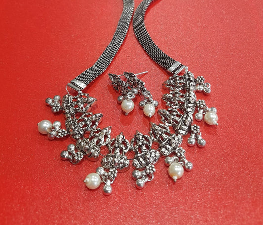 OXIDISED SILVER  KID NECKLACE